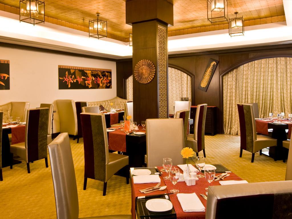 海滩路港威酒店 维沙卡帕特南 外观 照片